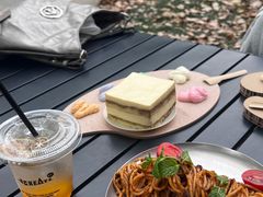 -J Create城市露营咖啡·简餐·宠物(上海动物园店)