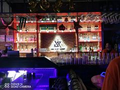 -UP嘻哈酒吧(粉巢店)