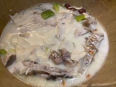 -滇香肴·云南菜蒸汽石锅鱼(云南北路店)