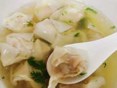 -周震馄饨