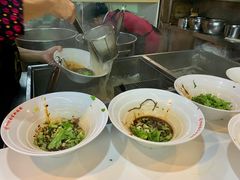 -钟方模白家肥肠粉(春熙店)