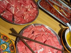 -洱火云南酸菜牛肉火锅(石景山当代商城店)