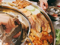 -哈哈碳都·牛肋条无限自助烤肉(台江万达店)