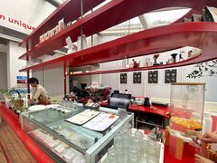 -UNI UNI(环亚凯瑟琳店)