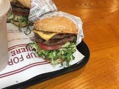 火烤双层牛肉特堡-The Habit Burger Grill 哈比特汉堡(复兴soho店)