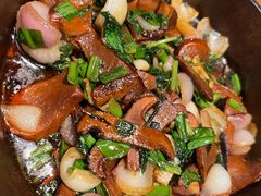 包烧野生牛肝菌-云海肴·汽锅鸡·云南菜(天山百盛优客店)