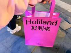 -何师烧烤·小龙虾·江湖川菜·精酿啤酒(中铁西城店)