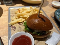-LENBACH兰巴赫西餐啤酒坊(大连东港店)