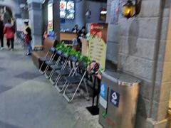 -吾悦广场(南京鼓楼店)
