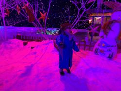 -圣名游乐城冰雪大世界