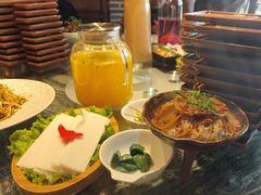 -慢丽江·云南野生菌土鸡锅(付家庄店)