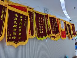 -月儿湾儿童游泳成长中心