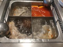 四宫格锅底-海底捞火锅(锦艺城店)