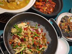 -呷湘厨·鱼汤捞饭·剁椒鱼头·辣椒炒肉(国家会展中心店)