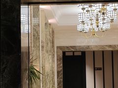 -万泊酒店(长沙五一广场国金中心店)