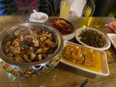 -隔壁老王·家常云南菜(花巷店)