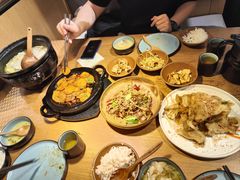 -九锅一堂酸菜鱼(学府凯德店)