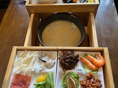 -建新园过桥米线(老街店)