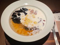 -RUXU入续糖水铺与包(卓悦中心店)