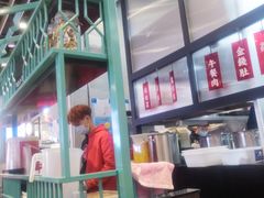 -肥汁米蘭香港米线(长宁来福士店)