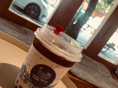 黑糖珍珠拿铁-Oasis coffee燕谷咖啡(公信店)