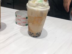 -奈雪的茶(湖滨银泰in77C区PRO店)