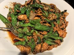 -霸蛮湖南菜·牛肉粉(荣京西街店)