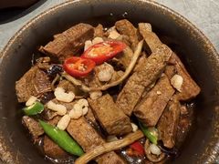 -吴越荣记苏州菜·松鼠桂鱼100%活鱼现做(斜塘老街店)