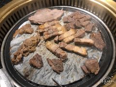 -烤路里·韩国品质自助烤肉(石路天虹4号店)