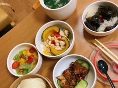 -懒熊月嫂(张家港店)
