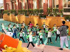 -亲育代幼儿园