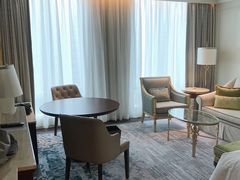 -广州富力丽思卡尔顿酒店