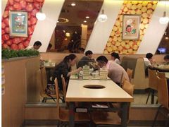 大堂-一席地·本地鸡窝·杭帮鸡火锅(萧山银隆百货店)