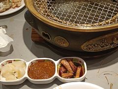 -山焱·炭火自助烤肉(周浦万达店)