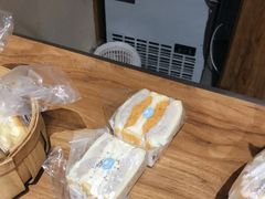 -沁屋面包店(人民东路店)