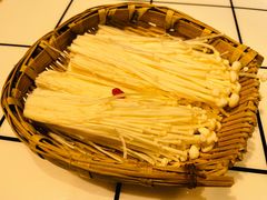-喜悦小串丹东小黄牛海鲜烧烤大排档(民主广场店)