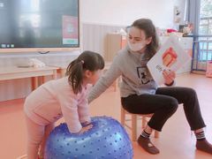 -小门牙好性格托育(北外滩中心)