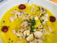 -新天明砂锅鱼头煲