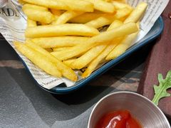 美式薯条-艾米茉亲子餐厅(万象城店)