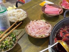 -黄潇洒老火锅(九眼桥宏济巷店)