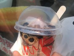 比利时黑巧榛子双旋圣代-肯德基(前门店)