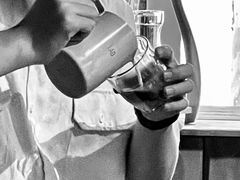 -Metal hands·铁手咖啡