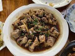 -黄记四更烤乳猪店
