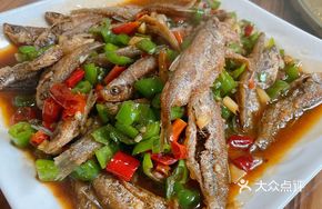 Braised Wild Small Fish