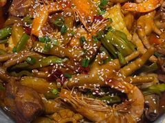 -徐记小怪兽肉蟹煲(中央大街店)