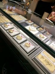 -周大福(劝业场店)