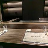 霞初的感觉就是王品升级版主厨直接在铁盘前制作菜肴