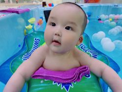 -嗨游宝贝婴幼儿水育馆(缤格汇店)