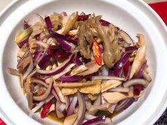 -咪佬肥肠鸡，黔江鸡杂，小龙虾(冉家坝店)