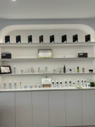 -JNK皮肤管理中心